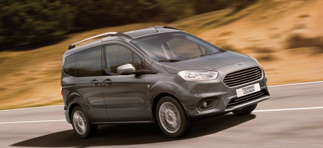 Ford Tourneo Courier Journey 2021