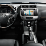 Toyota Land Cruiser 2022 Kokpit